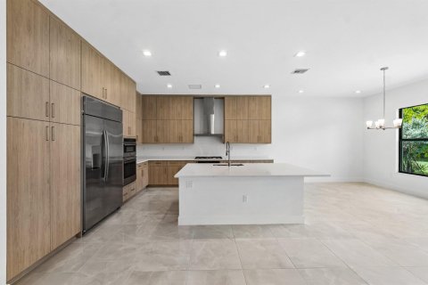 Casa en venta en Boca Raton, Florida, 5 dormitorios, 339.93 m2 № 2077420 - foto 12