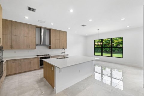 Casa en venta en Boca Raton, Florida, 5 dormitorios, 339.93 m2 № 2077420 - foto 13