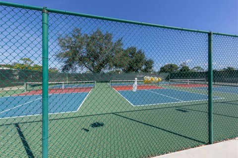 Condo in Venice, Florida, 3 bedrooms  № 2227639 - photo 30