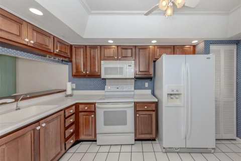 Condo in Venice, Florida, 3 bedrooms  № 2227639 - photo 10