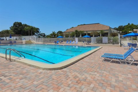Condo in Venice, Florida, 3 bedrooms  № 2227639 - photo 23