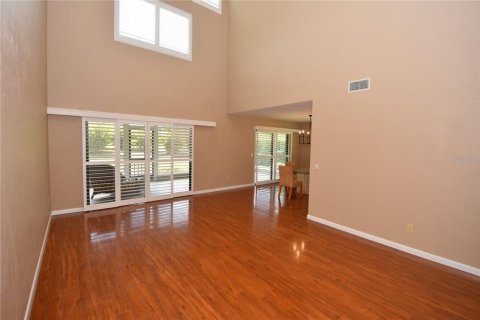 Townhouse in Ormond Beach, Florida 3 bedrooms, 180.14 sq.m. № 1910471 - photo 17