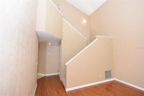 Townhouse in Ormond Beach, Florida 3 bedrooms, 180.14 sq.m. № 1910471 - photo 18
