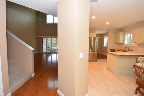 Townhouse in Ormond Beach, Florida 3 bedrooms, 180.14 sq.m. № 1910471 - photo 5