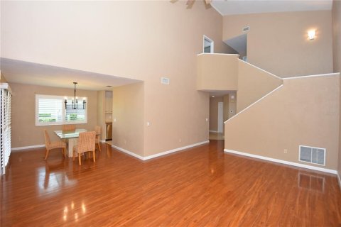Townhouse in Ormond Beach, Florida 3 bedrooms, 180.14 sq.m. № 1910471 - photo 16