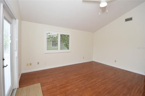 Townhouse in Ormond Beach, Florida 3 bedrooms, 180.14 sq.m. № 1910471 - photo 22