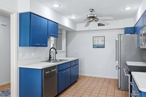 Condo in Bradenton, Florida, 3 bedrooms № 2230474 - photo 13