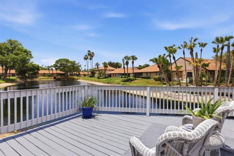 Condo in Bradenton, Florida, 3 bedrooms № 2230474 - photo 4
