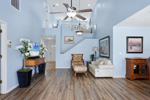 Condo in Bradenton, Florida, 3 bedrooms № 2230474 - photo 10
