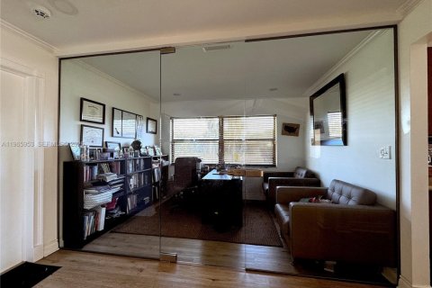 House in Tamarac, Florida 3 bedrooms, 192.59 sq.m. № 2029925 - photo 23