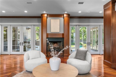 Casa en venta en Saint Petersburg, Florida, 4 dormitorios, 523.97 m2 № 2220526 - foto 9