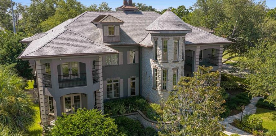 Casa en Saint Petersburg, Florida 4 dormitorios, 523.97 m2 № 2220526