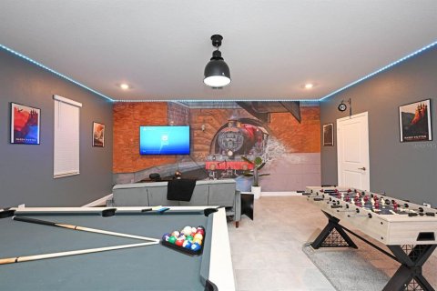 Casa en venta en Kissimmee, Florida, 8 dormitorios, 398.46 m2 № 2166746 - foto 7
