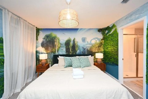 Casa en venta en Kissimmee, Florida, 8 dormitorios, 398.46 m2 № 2166746 - foto 13