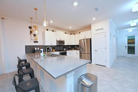 Casa en venta en Kissimmee, Florida, 8 dormitorios, 398.46 m2 № 2166746 - foto 25