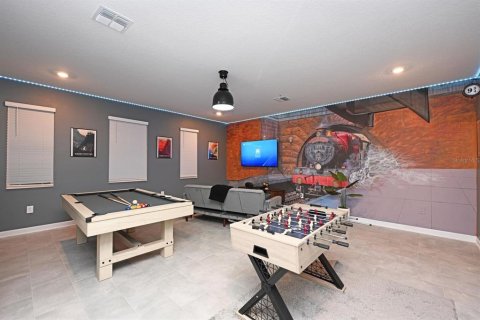 Casa en venta en Kissimmee, Florida, 8 dormitorios, 398.46 m2 № 2166746 - foto 10