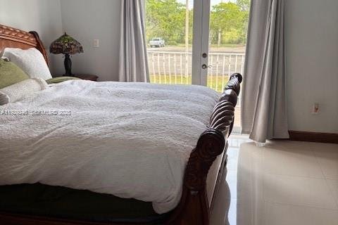 Купить виллу или дом в Майами, Флорида 5 спален, 241.36м2, № 2034216 - фото 12