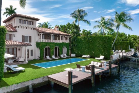 Casa en venta en Miami Beach, Florida, 5 dormitorios, 648.18 m2 № 1959026 - foto 8