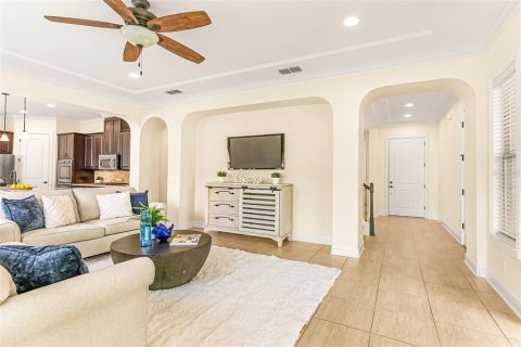 Купить виллу или дом в Уинтер-Гарден, Флорида 8 комнат, 331.85м2, № 2151486 - фото 6