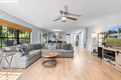Casa en venta en Inglis, Florida, 3 dormitorios, 172.15 m2 № 1796716 - foto 10