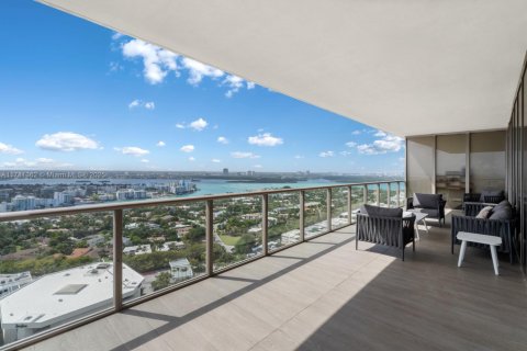 Copropriété à vendre à Bal Harbour, Floride: 3 chambres, 342.62 m2 № 1923375 - photo 28