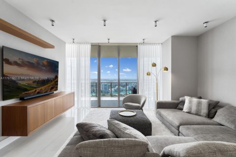 Copropriété à vendre à Bal Harbour, Floride: 3 chambres, 342.62 m2 № 1923375 - photo 25