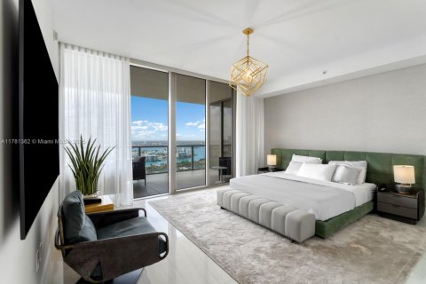 Copropriété à vendre à Bal Harbour, Floride: 3 chambres, 342.62 m2 № 1923375 - photo 21