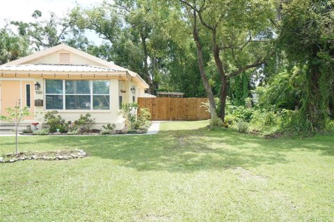 Villa ou maison à louer à Tampa, Floride: 2 chambres, 91.42 m2 № 1919751 - photo 21