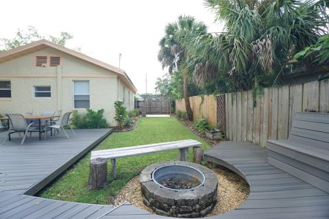 Villa ou maison à louer à Tampa, Floride: 2 chambres, 91.42 m2 № 1919751 - photo 15