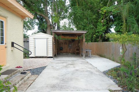 Villa ou maison à louer à Tampa, Floride: 2 chambres, 91.42 m2 № 1919751 - photo 22