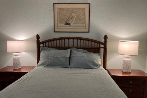 Condo in New Smyrna Beach, Florida, 2 bedrooms  № 1650208 - photo 24
