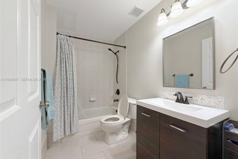 Купить таунхаус в Хайалиа, Флорида 3 спальни, 172.8м2, № 2005828 - фото 21