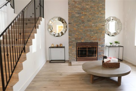 Touwnhouse à louer à Miami, Floride: 3 chambres, 259.38 m2 № 2076069 - photo 6