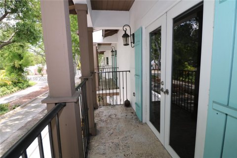 Touwnhouse à louer à Miami, Floride: 3 chambres, 259.38 m2 № 2076069 - photo 30