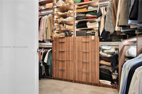 Купить таунхаус в Дорал, Флорида 4 спальни, 229.28м2, № 2007678 - фото 28