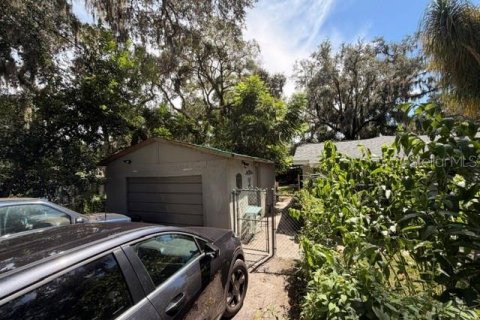 Villa ou maison à vendre à Thonotosassa, Floride: 3 chambres, 165.18 m2 № 2389334 - photo 2