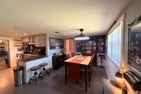Villa ou maison à vendre à Thonotosassa, Floride: 3 chambres, 165.18 m2 № 2389334 - photo 27