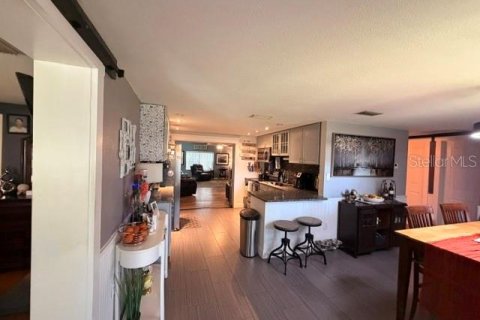 Villa ou maison à vendre à Thonotosassa, Floride: 3 chambres, 165.18 m2 № 2389334 - photo 14
