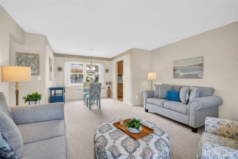 Villa ou maison à vendre à Palm Harbor, Floride: 2 chambres, 117.43 m2 № 2142287 - photo 7