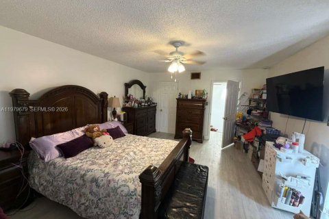 Condominio en venta en North Lauderdale, Florida, 2 dormitorios, 142.14 m2 № 2089408 - foto 15