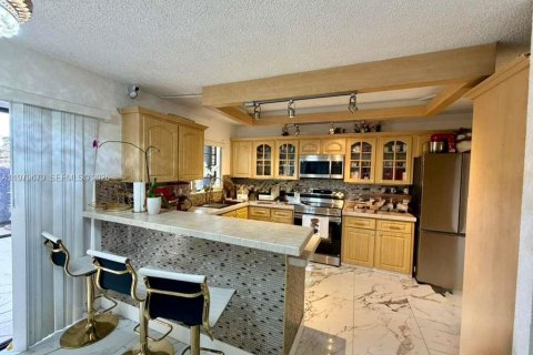 Condominio en venta en North Lauderdale, Florida, 2 dormitorios, 142.14 m2 № 2089408 - foto 23