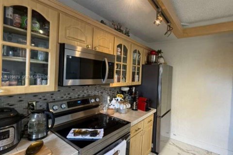 Condominio en venta en North Lauderdale, Florida, 2 dormitorios, 142.14 m2 № 2089408 - foto 26