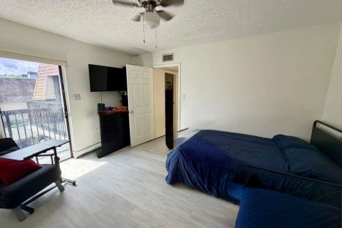 Condominio en venta en North Lauderdale, Florida, 2 dormitorios, 142.14 m2 № 2089408 - foto 19