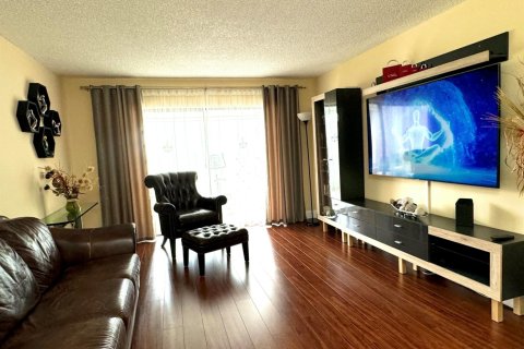 Condo in Boca Raton, Florida, 1 bedroom  № 2145945 - photo 15