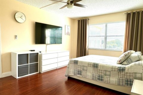 Condo in Boca Raton, Florida, 1 bedroom  № 2145945 - photo 2