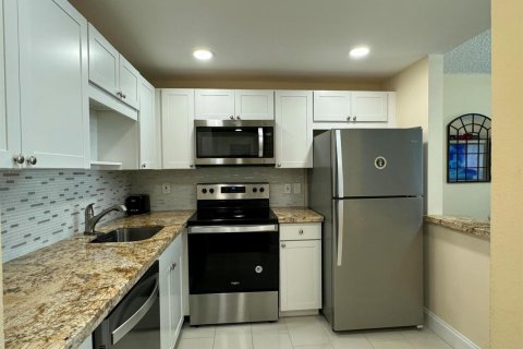 Condo in Boca Raton, Florida, 1 bedroom  № 2145945 - photo 10