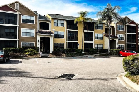 Condo in Saint Petersburg, Florida, 2 bedrooms № 2212387