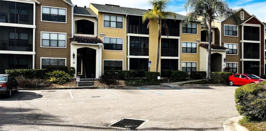 Condo à Saint Petersburg, Floride, 2 chambres  № 2212387
