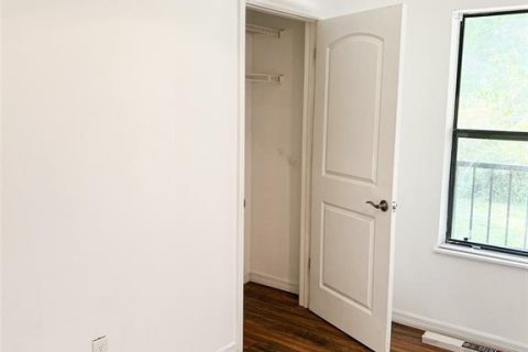 Copropriété à vendre à Saint Petersburg, Floride: 2 chambres, 79.62 m2 № 2212387 - photo 2