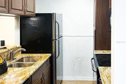 Copropriété à vendre à Saint Petersburg, Floride: 2 chambres, 79.62 m2 № 2212387 - photo 16